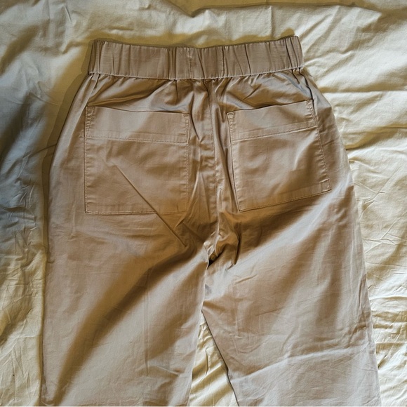Everlane Khaki Trouser - Picture 8 of 11